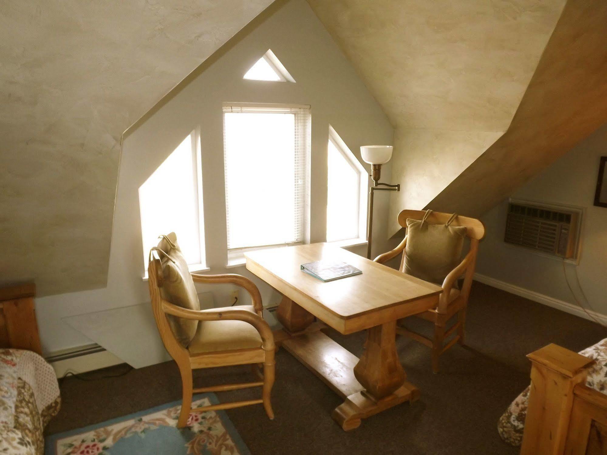 Skyridge Inn Torrey Extérieur photo